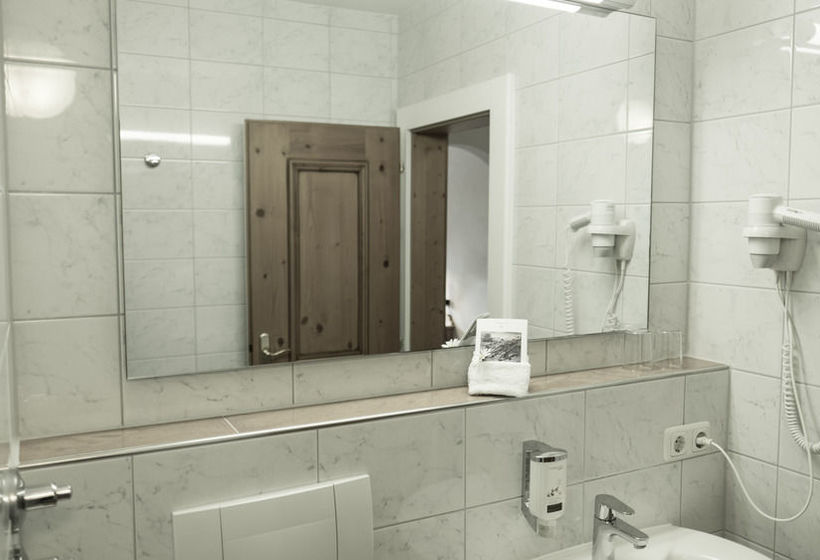 Hotel Sturm Garten & Spa 11