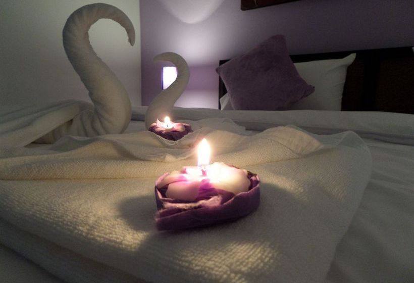 Hotel Butterfly Phuket 11