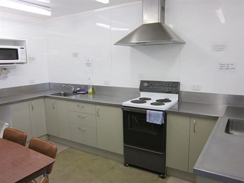 Motel Raymar Motor Inn 2