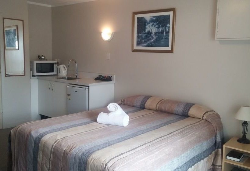 Motel Raymar Motor Inn 4