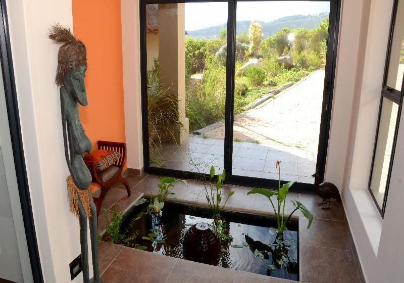 Bezweni Lodge Somerset West Western Cape