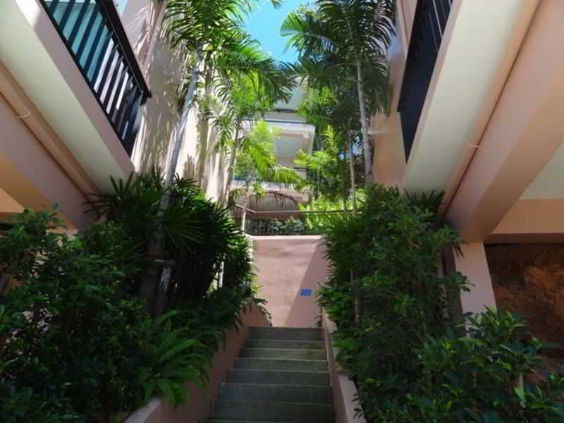 Hotel The View Rawada Resort & Spa 2