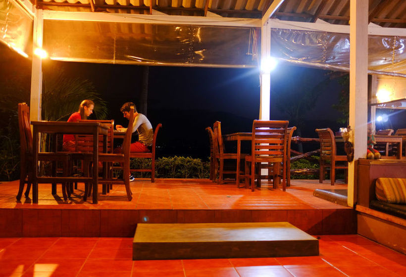 Hotel Thaniza Beachfront Resort 17