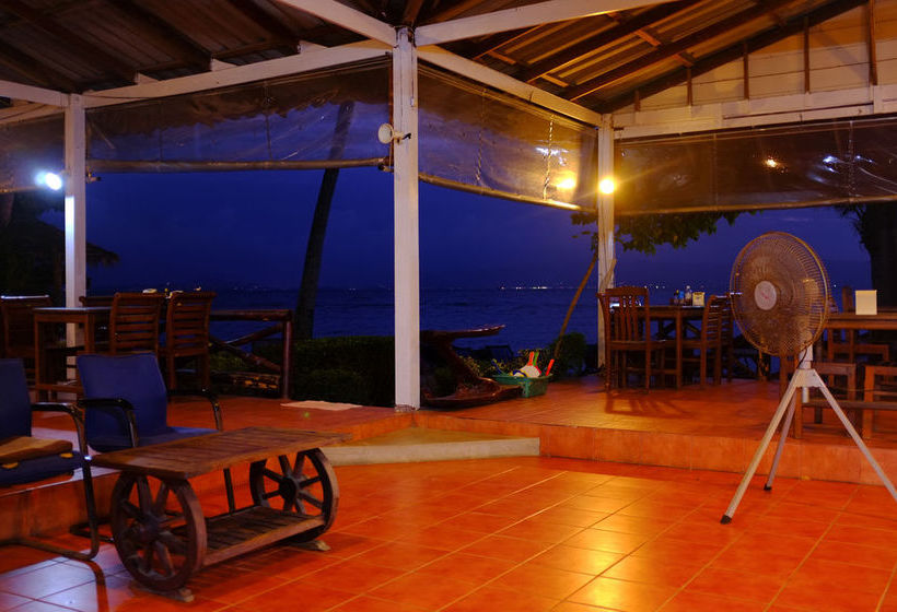 Hotel Thaniza Beachfront Resort 20