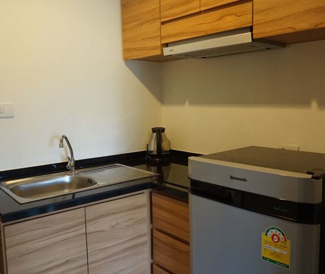 Hotel Replay Residence & Pool Villa 12