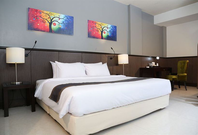 Hotel Woraburi Pattaya Resort & Spa 10