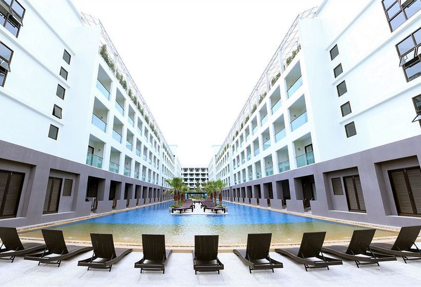 Hotel Woraburi Pattaya Resort & Spa 12