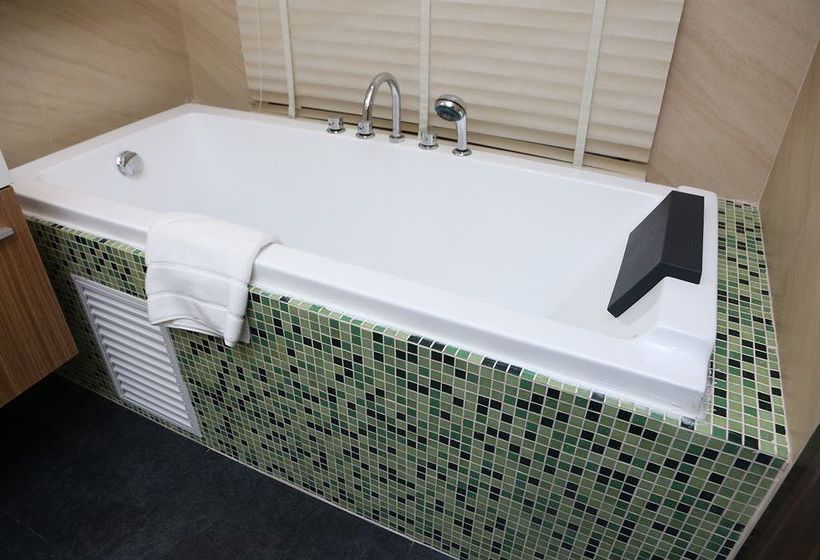 Hotel Woraburi Pattaya Resort & Spa 15