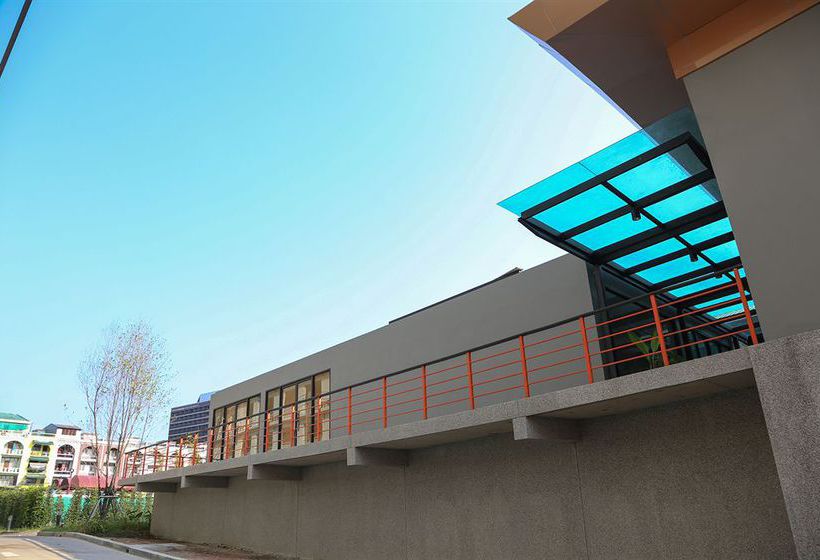 Hotel Woraburi Pattaya Resort & Spa 9