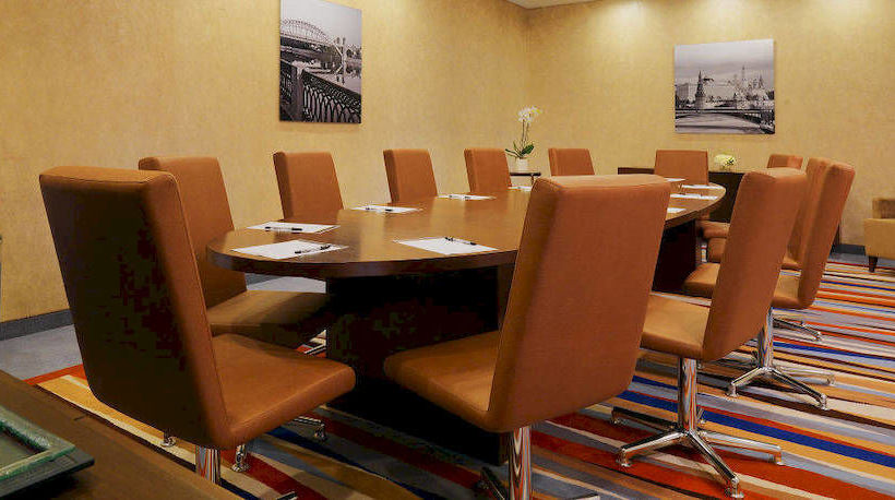 Moscow Marriott Hotel Novy Arbat 3