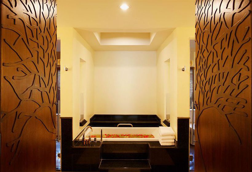 Pullman Khao Lak Katiliya Resort Villas 11