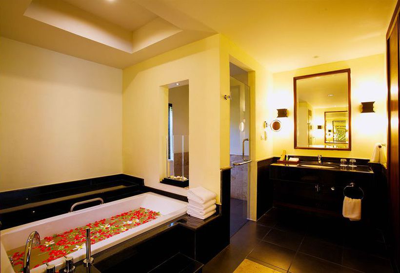 Pullman Khao Lak Katiliya Resort Villas 16