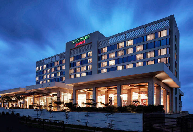Hotel Courtyard by Marriot Pune Chakan 4