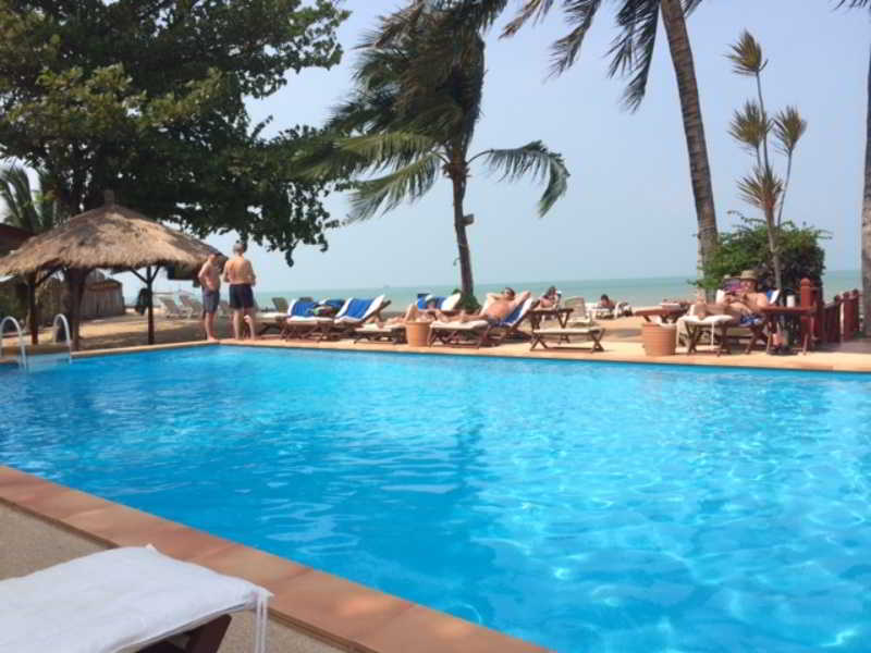 Hôtel The Waterfront Samui 10