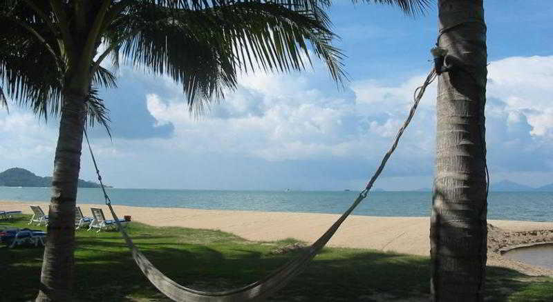 Hôtel The Waterfront Samui 12