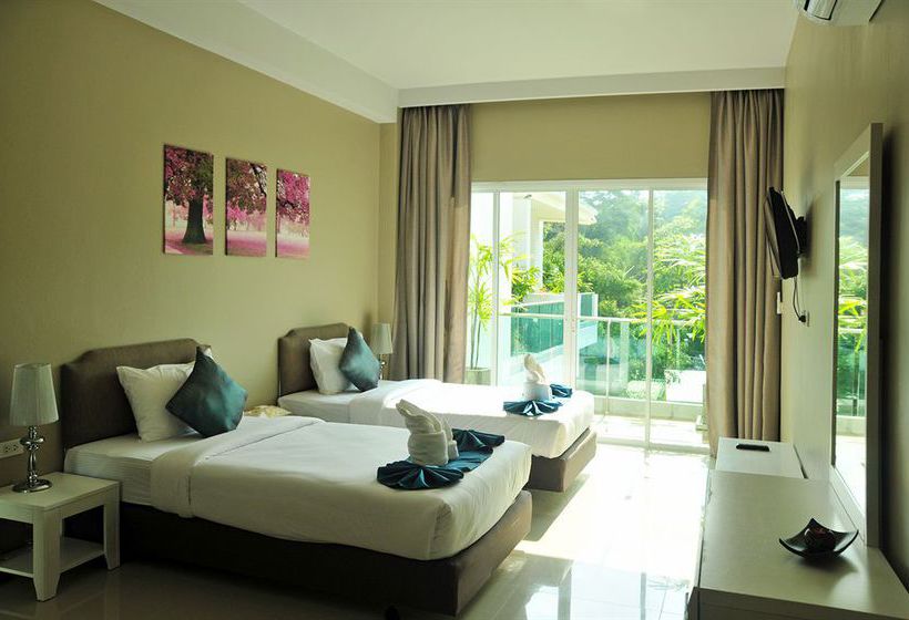 Hotel Am Surin Place 4