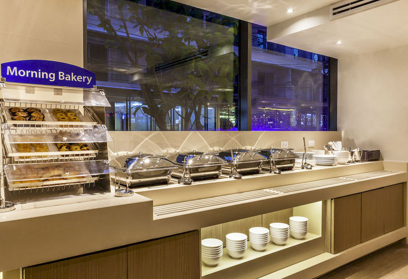 Hotel Holiday Inn Express Bangkok Sukhumvit 11 10