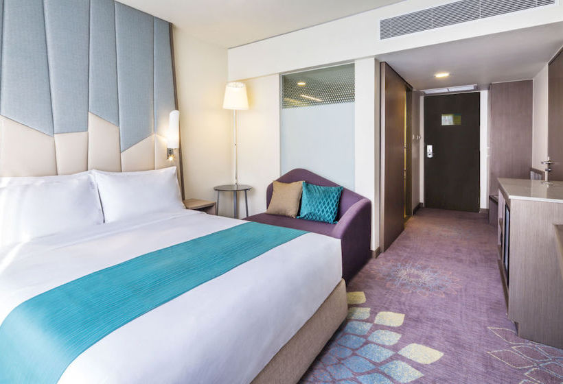 Hotel Holiday Inn Express Bangkok Sukhumvit 11 2