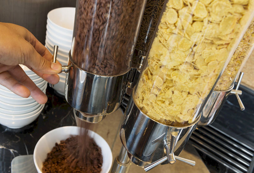 Hotel Holiday Inn Express Bangkok Sukhumvit 11 20