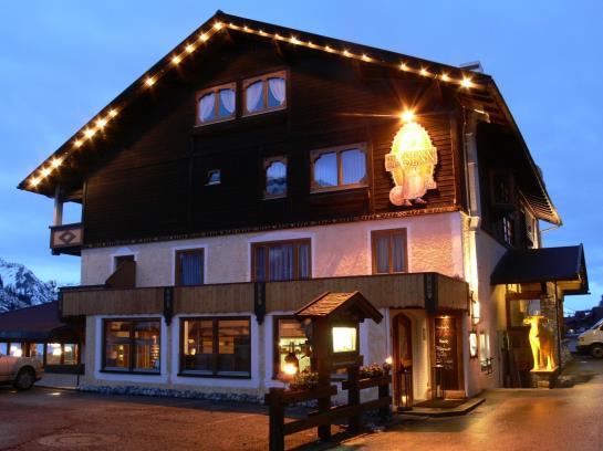 Zum Alten Senn & Appartementhaus Jagdhof 19