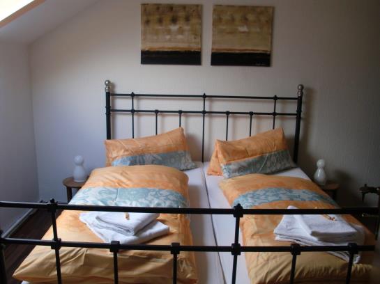 Hotel Zum Rosenhof 8