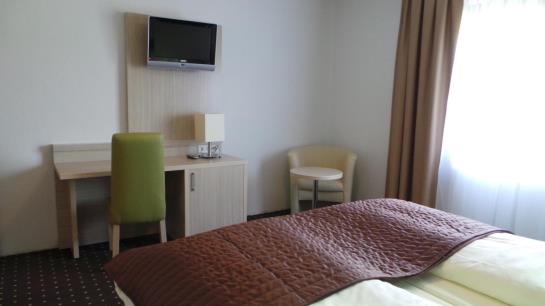 Pension Gasthof Rhoenblick - Gaestehaus 10