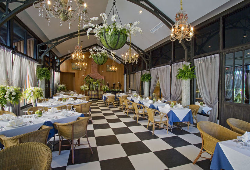 Rancho Charnvee Resort Country Club 13