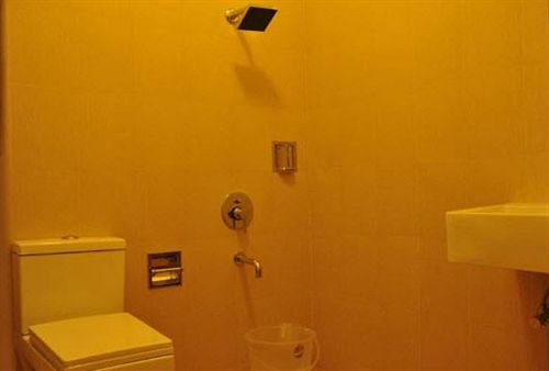 Hotel Country Club Valley Vista Kodaikanal 9