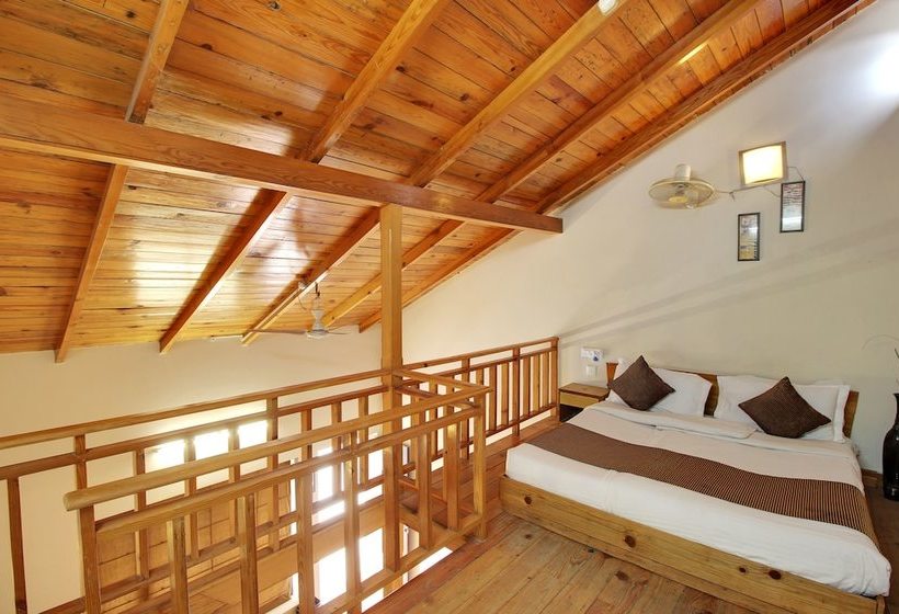 Wood Castle Spa Resort Corbett 14