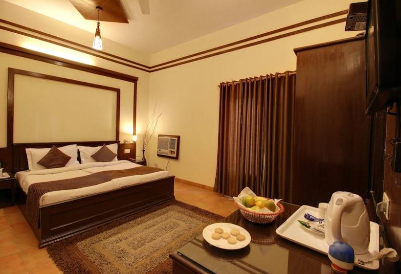 Wood Castle Spa Resort Corbett 5