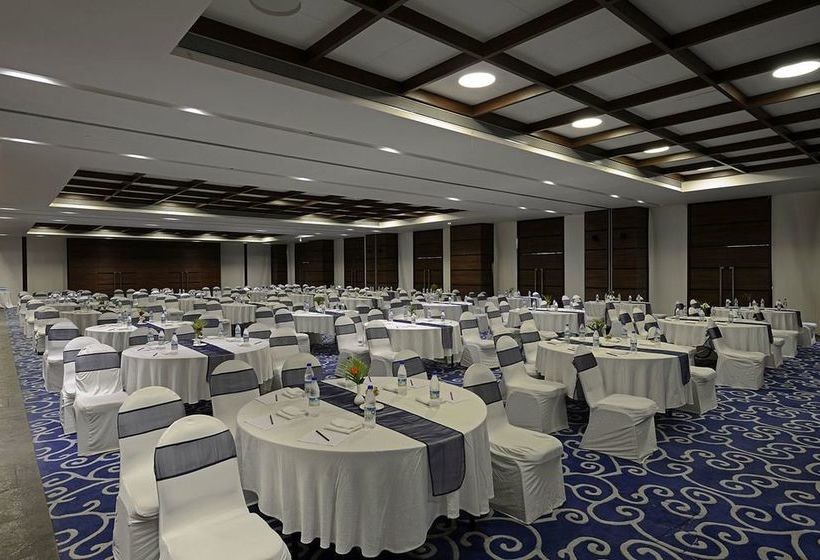 Hotel The Dukes Retreat-khandala 19