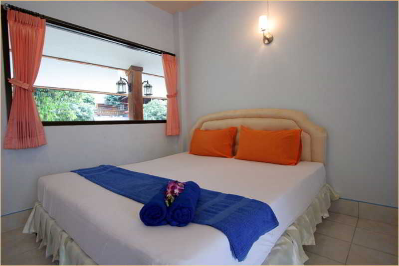 Baan Haad Yao Villas 11