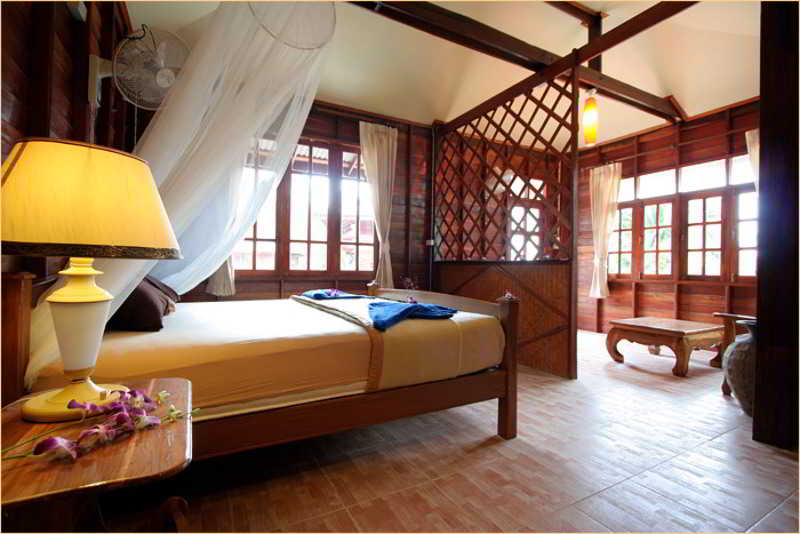Baan Haad Yao Villas 13