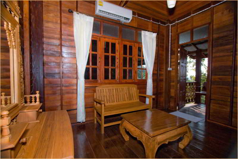 Baan Haad Yao Villas 18