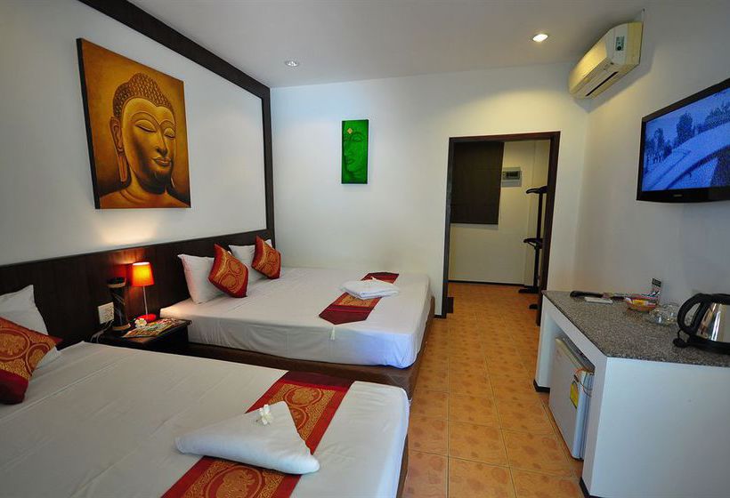 Hotel Phuket Airport 14