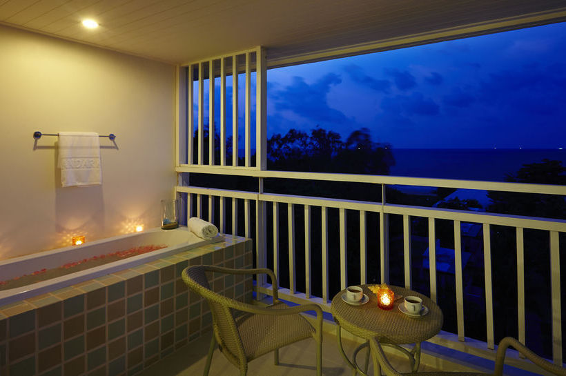 Hotel Bandara On Sea 14