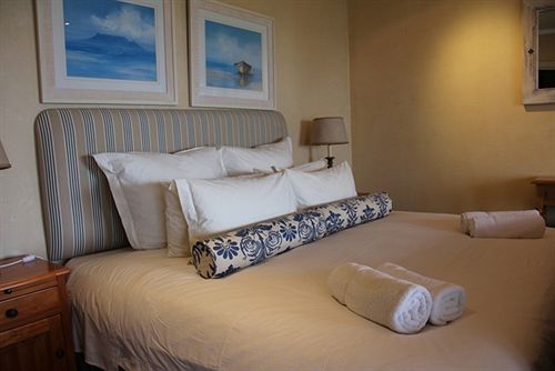 Hotel On The Cliff Guest House 9