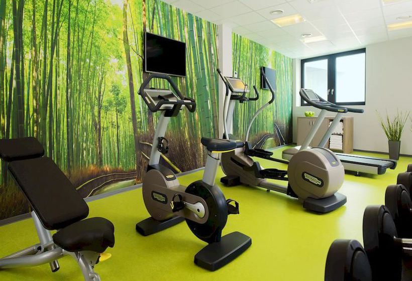 Hotel Element Frankfurt Airport 15