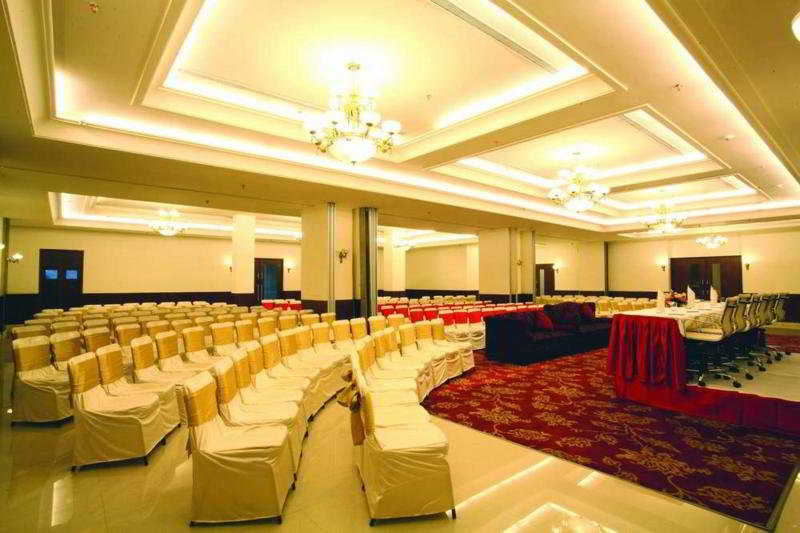 Hotel Ambrosia Sarovar Portico