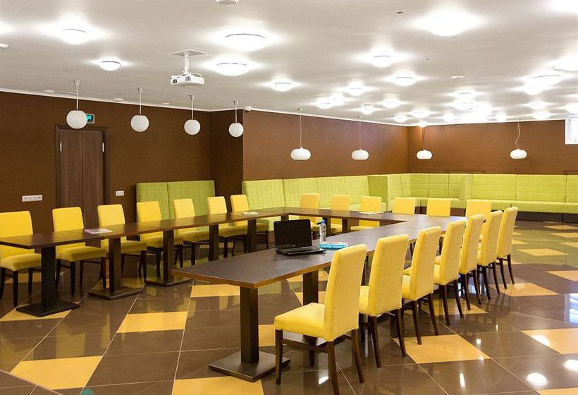 Hotel Green Park Kaluga 2