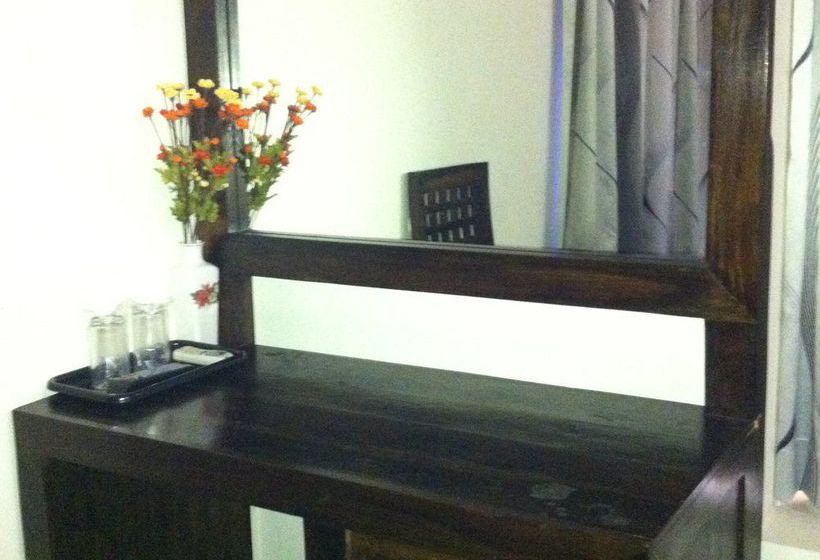 Hotel Xl Homestay 12