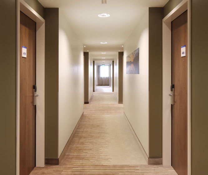 Hotel Holiday Inn Express Friedrichshafen 15