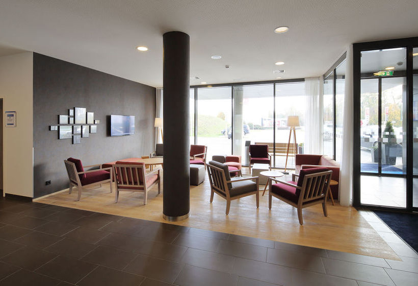 Hotel Holiday Inn Express Friedrichshafen 3