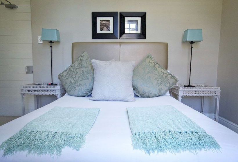 Long Street Hotel 19