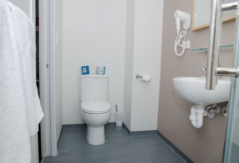 The Setup On Manners 11