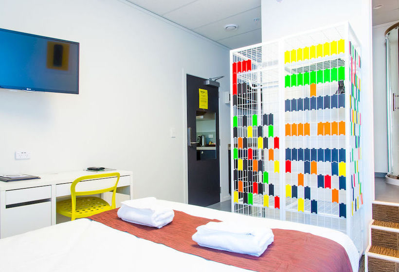 The Setup On Manners 5