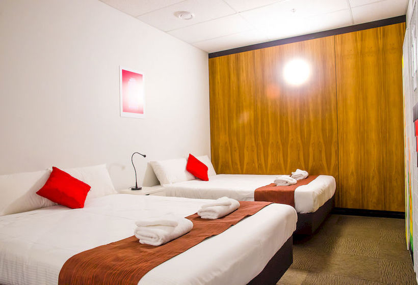 The Setup On Manners 7