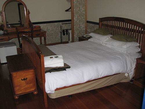 Hotel The Shepherds Arms 12