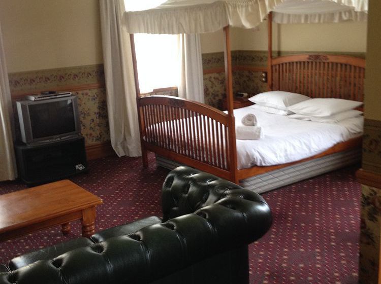 Hotel The Shepherds Arms 2