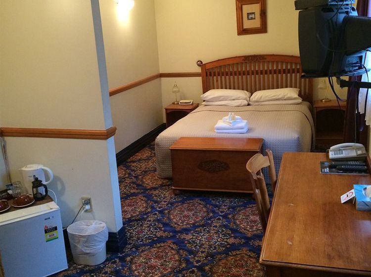 Hotel The Shepherds Arms 6